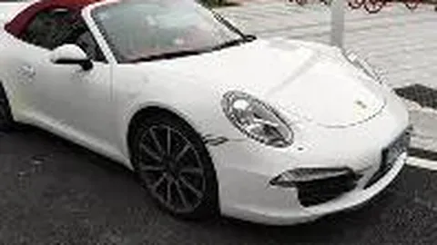 廖碧儿大学授课全英文介绍：前TVB明星身份亮相